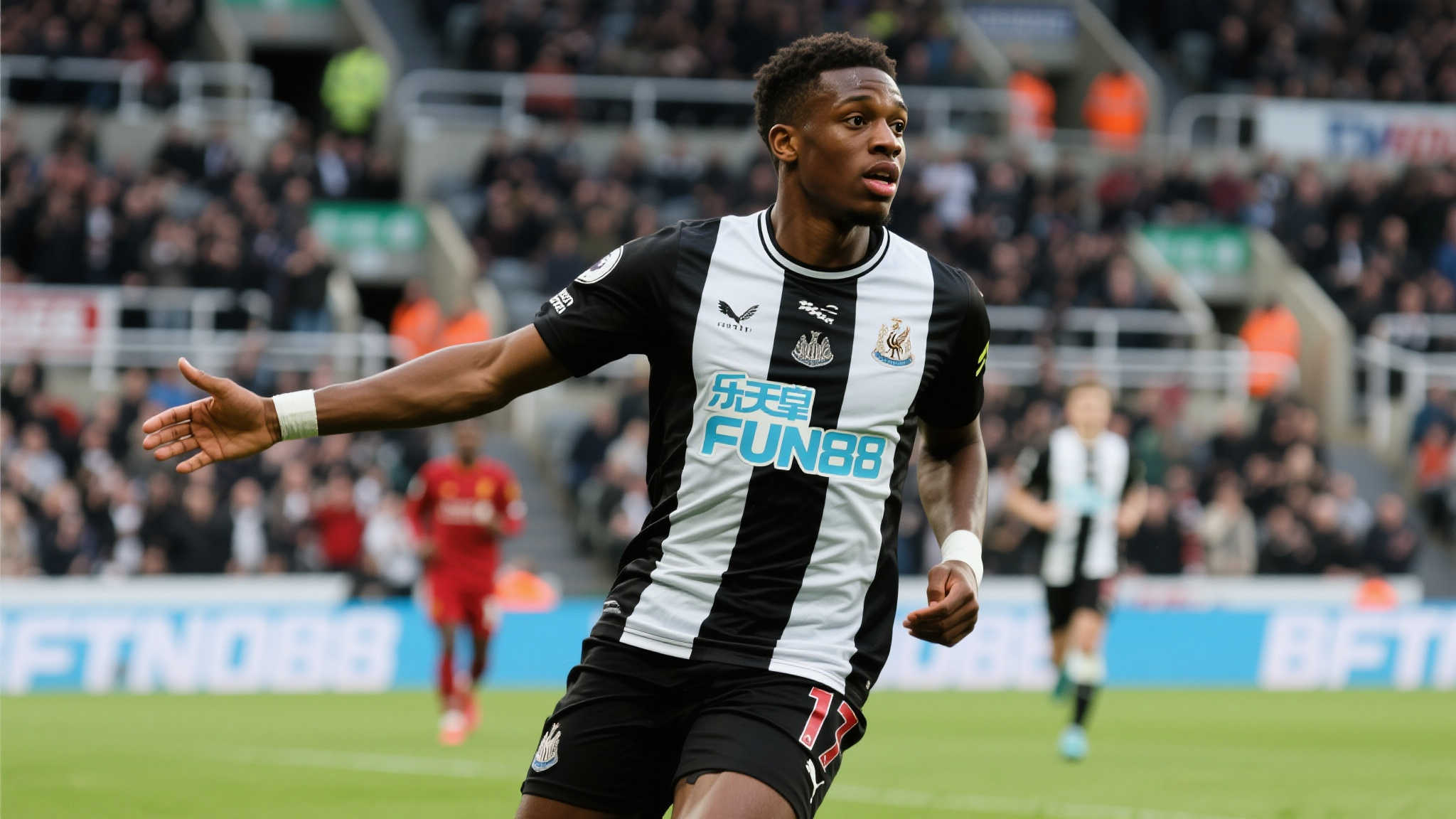 利物浦愿高价收购伊萨克，期待他稳定发挥