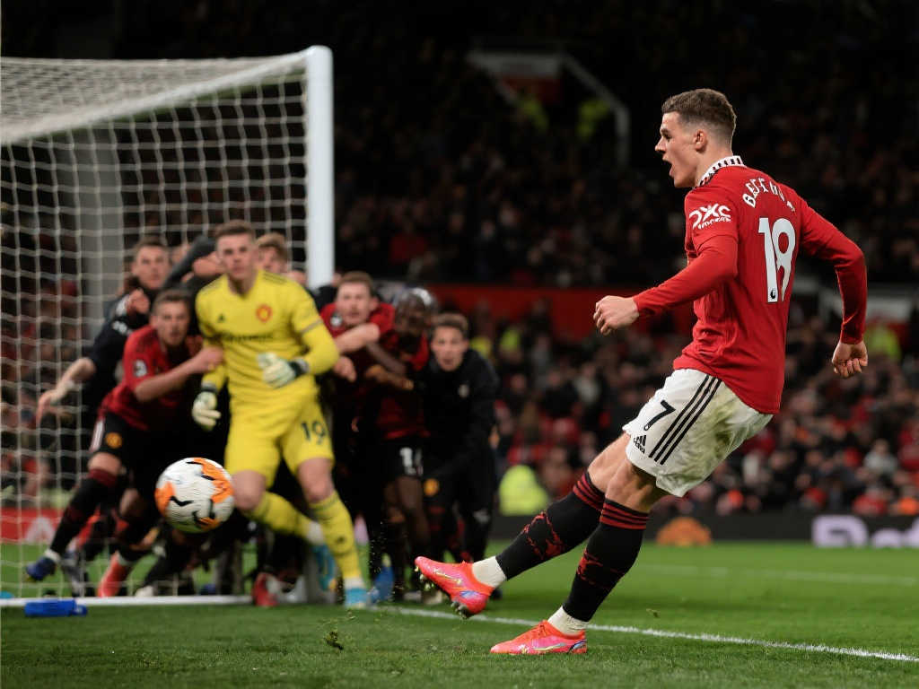 B费赞芒特:你的弧线球媲美贝克汉姆,这一刻属于你 B费赞芒特:你的弧线球媲美贝克汉姆,这一刻属于你